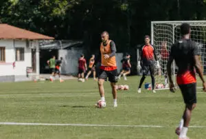 JEC ANUNCIA A CONTRATAÇÃO DO ZAGUEIRO PEDRO BOTELHO